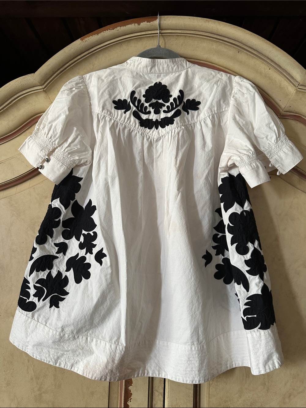 Anthropologie Puff Sleeve Embroidered Swing Blouse size Small - Picture 3 of 5